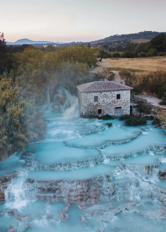 Piękne krajobrazy górskie w Kalabrii